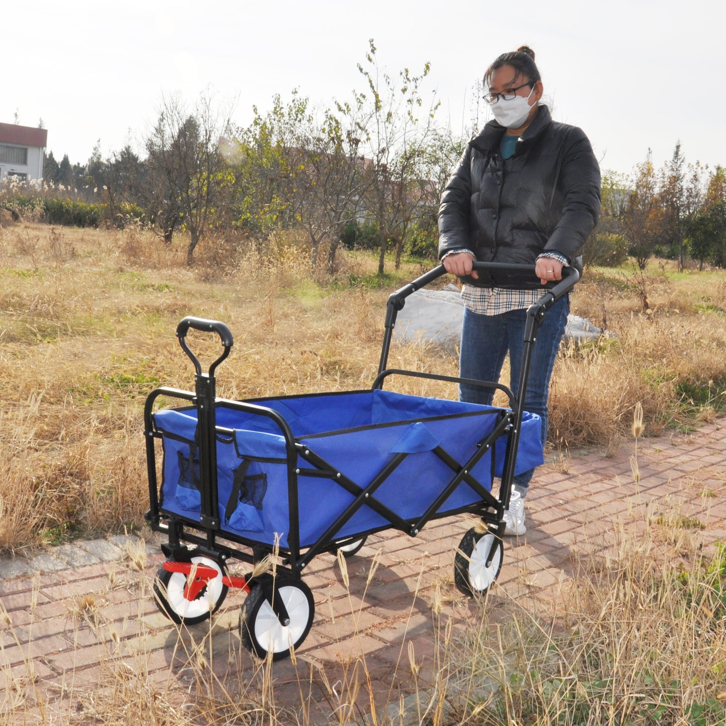Versatile Outdoor Folding Wagon with Drink Holder